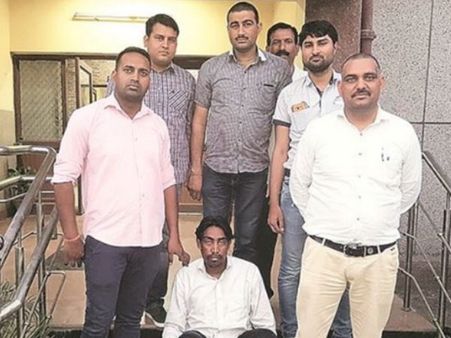 બિઝનેસમેન બધો જ પગાર આપતો હતો, પરંતુ...