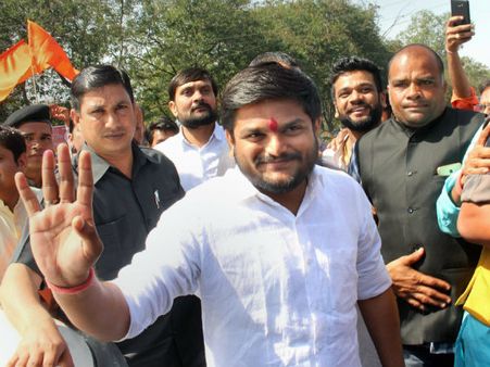 જાણી જોઈને ખોટી ઉતાવળ કરવામાં આવી રહી છે