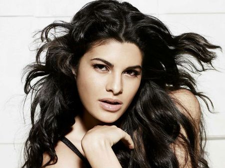 રેસ 3 જૂન 2018 ના રોજ રિલીઝ થશે