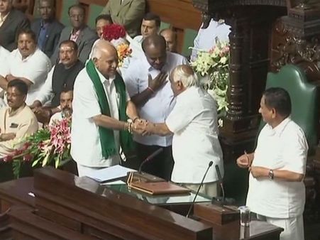 Karnataka Floor Test: ફ્લોર ટેસ્ટમાં પાસ થયા કુમારસ્વામી, બીજેપીએ કર્યું વોકઆઉટ