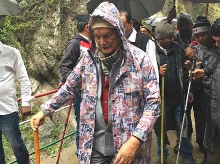 બદ્રીનાથ ધામમાં પણ ભારે બરફવર્ષા 