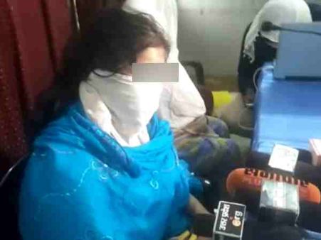 સતીશ શર્મા પર મહિલાએ ગંભીર આરોપ લગાવ્યા