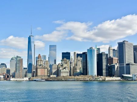 ન્યૂયોર્ક, યુએસ- 103 અરબપતિ