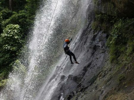 રેપલિંગ