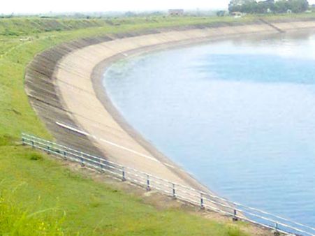 સરકારી તિજોરીને ચૂનો ચોપડવાનું કામ