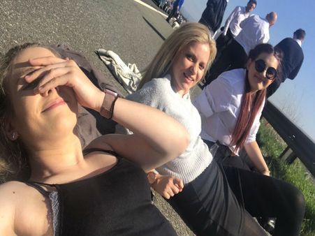 લોકો વિશે વિચારવાની જરૂર નથી