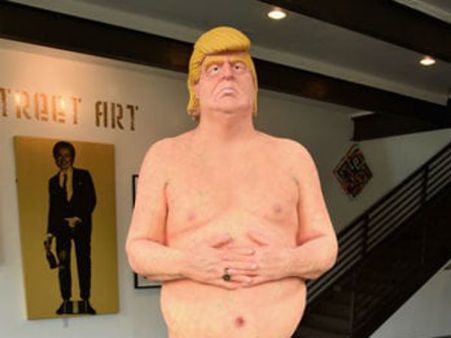 લાખોમાં વેચાયુ ડોનાલ્ડ ટ્રમ્પનું ન્યૂડ સ્ટેચ્યુ