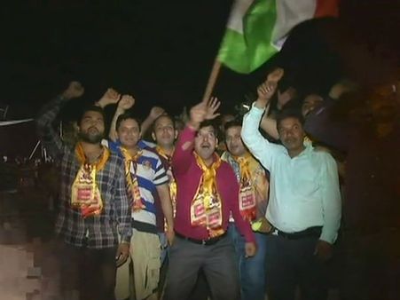 અમરનાથ યાત્રા માટે કડક સુરક્ષા સાથે પ્રથમ જૂથ રવાના