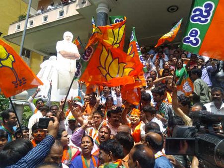 જિલ્લા-તાલુકા પંચાયતોમાં જોડતોડનું રાજકારણ કરી સત્તા મેળવવાના પ્રયાસ શરૂ