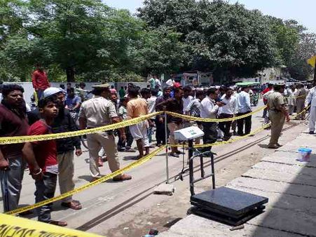 મુજફ્ફરનગર: કબાડીની દુકાનમાં જોરદાર બૉમ્બ બ્લાસ્ટ, 4ના મૌત