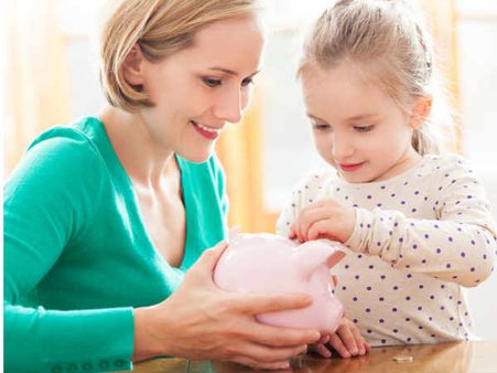 માતાને ખાતાના ગાર્ડિયન બનાવવામાં આવે છે