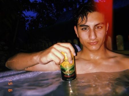 સોશિયલ મીડિયા યુઝર્સે લગાવી ક્લાસ