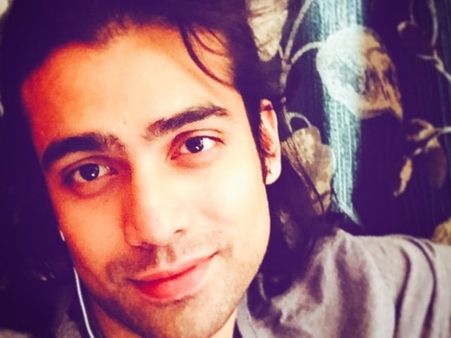 બોલિવુડ સિંગર જુબિન પર યુવતી સાથે છેડછાડ, મારપીટનો આરોપ