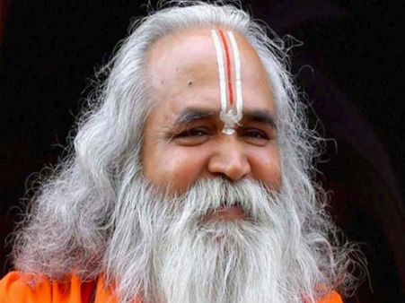 મારા કહેવા પર વિવાદિત માળખું તોડવામાં આવ્યું હતું. મારા કહેવા પર વિવાદિત માળખું તોડવામાં આવ્યું હતું.