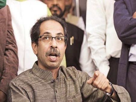 પોલિસ દ્વારા જે પણ કહેવામાં આવી રહ્યુ છે તે હાસ્યાસ્પદ પોલિસ દ્વારા જે પણ કહેવામાં આવી રહ્યુ છે તે હાસ્યાસ્પદ