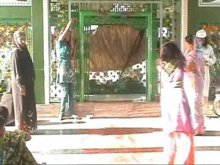 યુપીમાં આ જગ્યા પર લાગે છે ભૂતોની અદાલત, થાય છે ન્યાય