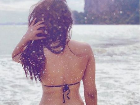 સફેદ બિકીનીમાં સુપરસ્ટારે બધી જ હદો પાર કરી, જુઓ તસવીરો