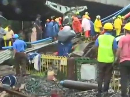 #MumbaiBridgeCollapse: પિયુષ ગોયલે આપ્યા જાંચના આદેશ