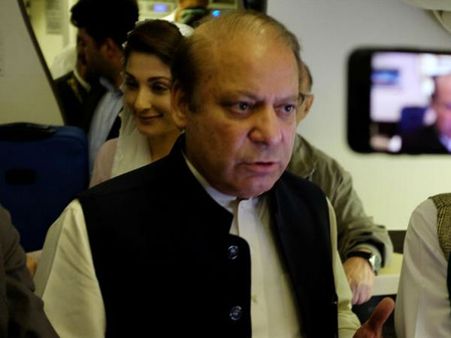 સ્પેશિયલ એરક્રાફ્ટથી પહોંચ્યા હતા ઈસ્લામાબાદ સ્પેશિયલ એરક્રાફ્ટથી પહોંચ્યા હતા ઈસ્લામાબાદ