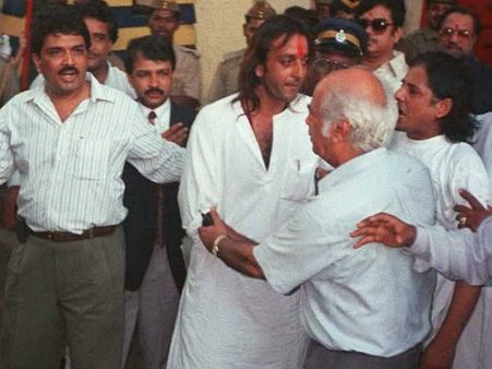 સંજય દત્તનો તે ફોન સંજય દત્તનો તે ફોન