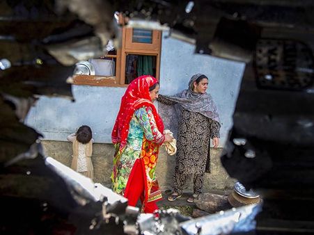 કાશ્મીરી મહિલાઓ પણ કરી રહી છે વિરોધ