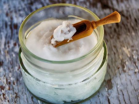 વર્ષોથી માથામાં નાખીએ છીએ આ તેલ, હકીકતમાં છે ઝેર!