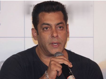 સલમાન તેનાથી નારાજ