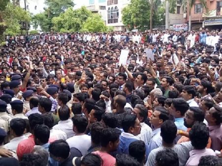 ચૂકાદા પહેલા દરિન્દોના ચહેરા પર દેખાઈ બેચેની