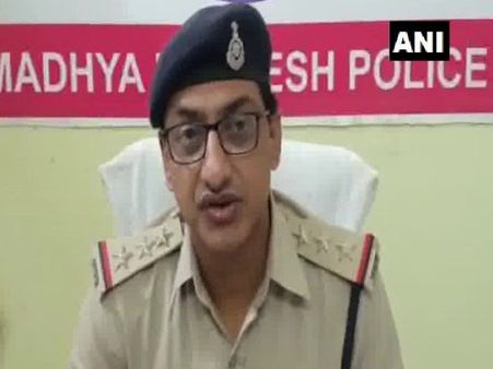 બળાત્કારીઓએ કુતરા પર કર્યો હુમલો