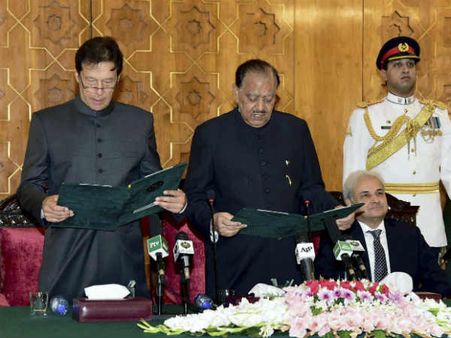 ઈમરાન ખાને સિદ્ધુને શાંતિદૂત ગણાવ્યા