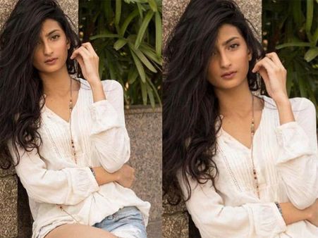 પોતાની માતા જેવી પોતાની માતા જેવી