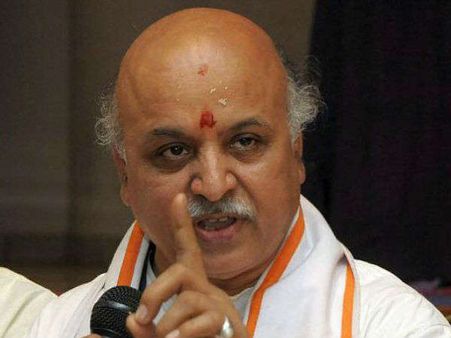 કાયદો ના બન્યો તો કૂચ કરીશુ અયોધ્યા