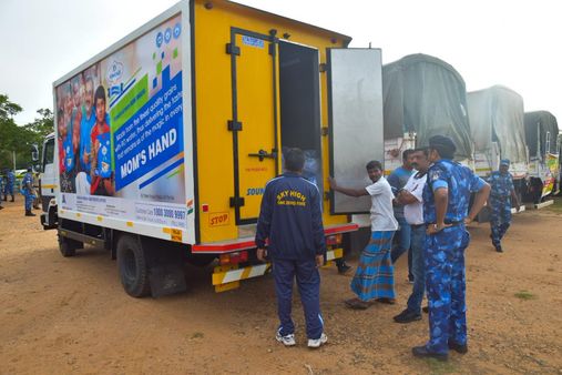 આરએએફની ટીમે સહાય માટે 10 ટ્રક ભરીને મોકલી સામગ્રી