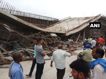 યુપીમાં ફ્લાયઓવરનો ભાગ તૂટ્યો, 4 ઘાયલ, કાટમાળ નીચે 2 દબાયા