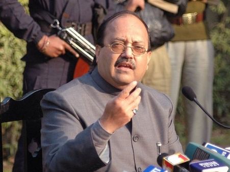 મારી દીકરીઓ બહાર નીકળતા ડરે છે, આઝમ ખાને એસિડ ફેંકવાની ધમકી આપી છે