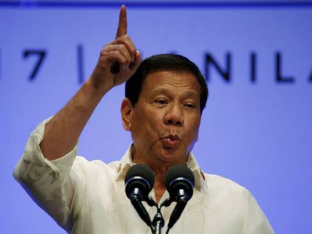 સુંદર મહિલાઓના કારણે રેપ