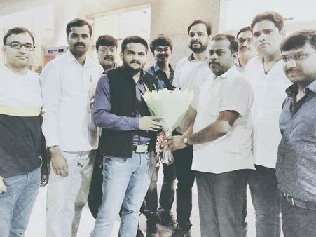 બેંગ્લોરમાં ટ્રીટમેન્ટ કરાવીને અમદાવાદ પરત ફર્યો હાર્દિક પટેલ