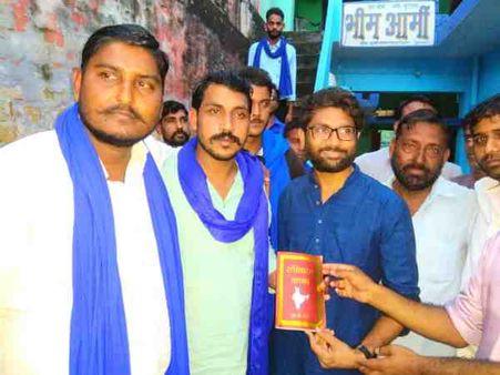 ભીમ આર્મી પ્રમુખ ચંદ્રશેખરને મળ્યો ગુજરાતના ઉભરતા દલિત નેતાનો સાથ