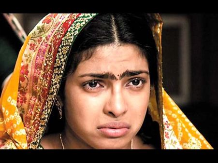 બંને આઈબ્રોની વચ્ચે તલ હોવો