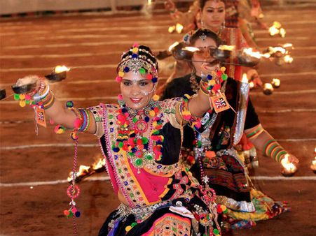 નવરાત્રીનો પ્રારંભ