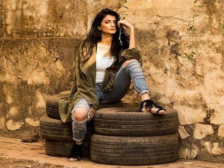 રાજા ચૌધરી અને પલક રાજા ચૌધરી અને પલક