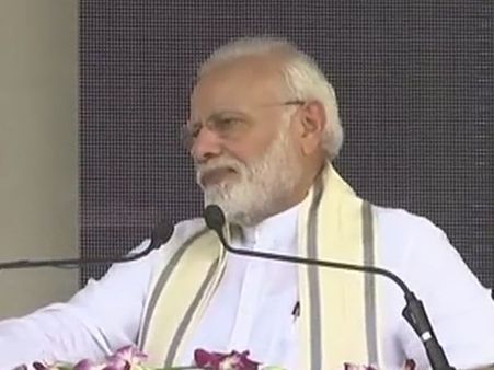 ‘સ્માર્ટ બનારસ-સ્માર્ટ ટ્રાન્સપોર્ટ પર જોર આપવામાં આવી રહ્યુ છે'