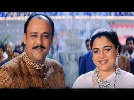 આલોકનાથ મારી સામે કપડાં ઉતારવા લાગ્યા અને મને જબરજસ્તી પકડી લીધી: હમ સાથ સાથે હૈ ક્રુ મેમ્બર