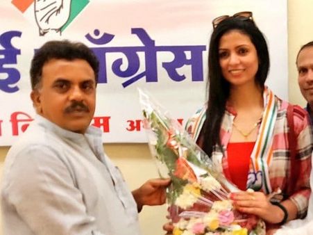 પાકિસ્તાની યુવતી સાથે હોટલમાં રોકાયા શમી પાકિસ્તાની યુવતી સાથે હોટલમાં રોકાયા શમી