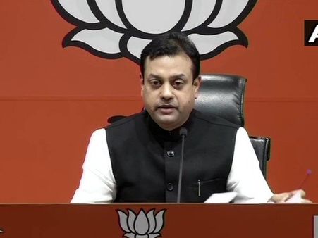 અલ્પેશ ફક્ત કોંગ્રેસ વિધાયક જ નહીં પરંતુ રાહુલ ગાંધીના પ્રિય પણ છે અલ્પેશ ફક્ત કોંગ્રેસ વિધાયક જ નહીં પરંતુ રાહુલ ગાંધીના પ્રિય પણ છે