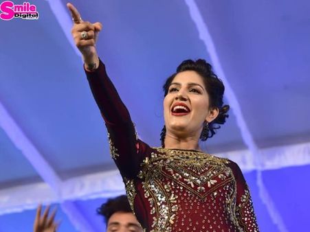 કાર્યક્રમ સ્થળ પર ભાગદોડ મચી