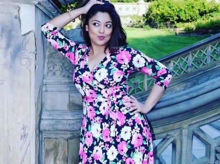 તનુશ્રીએ રાખી સાવંતને અભણ અને ડાઉનમાર્કેટ ગણાવી