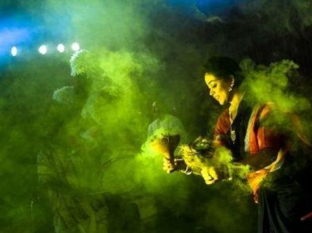 વૉટર મોલિક્યુકલ્સ એટલે કે પાણીના અણુ