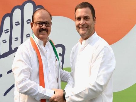 ‘મોદીની પ્રશંસા' પર NCP છોડનારા તારિક અનવર કોંગ્રેસમાં શામેલ