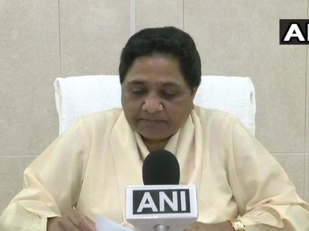 ભાજપ પર હુમલો 